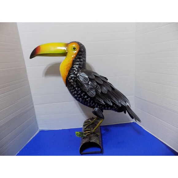 NEW Metal Toucan Parrot Sculpture Statue Figurine Tropical Decor Birds Macaw - Picture 4 of 7